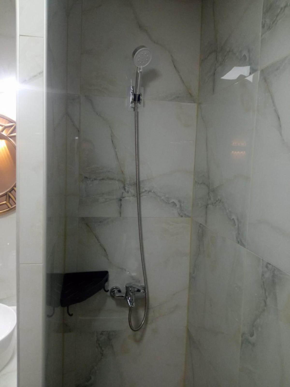 Polit Luxury Aprt 2 Bedrooms テッサロニキ エクステリア 写真