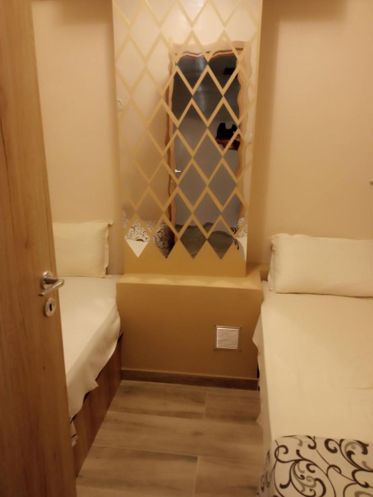 Polit Luxury Aprt 2 Bedrooms テッサロニキ エクステリア 写真